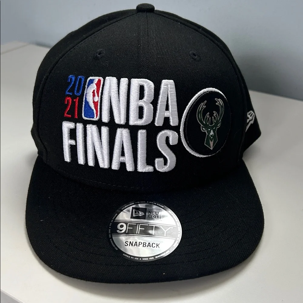 Milwaukee Bucks NBA New Era 2021 Finals Snapback Cap